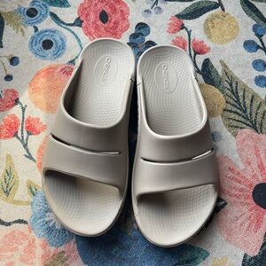 OOFOS Women's Slide Sandal